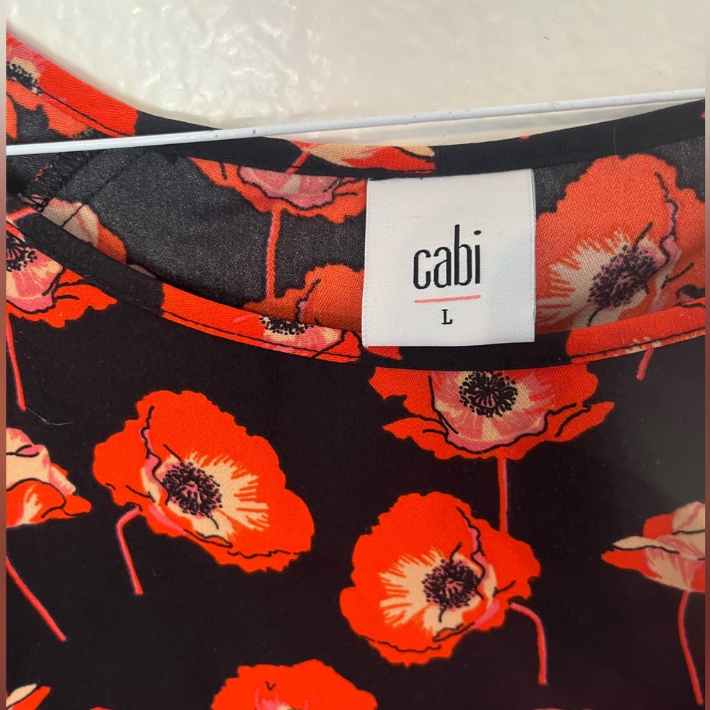 Cabi L blouse - Picture 2 of 3